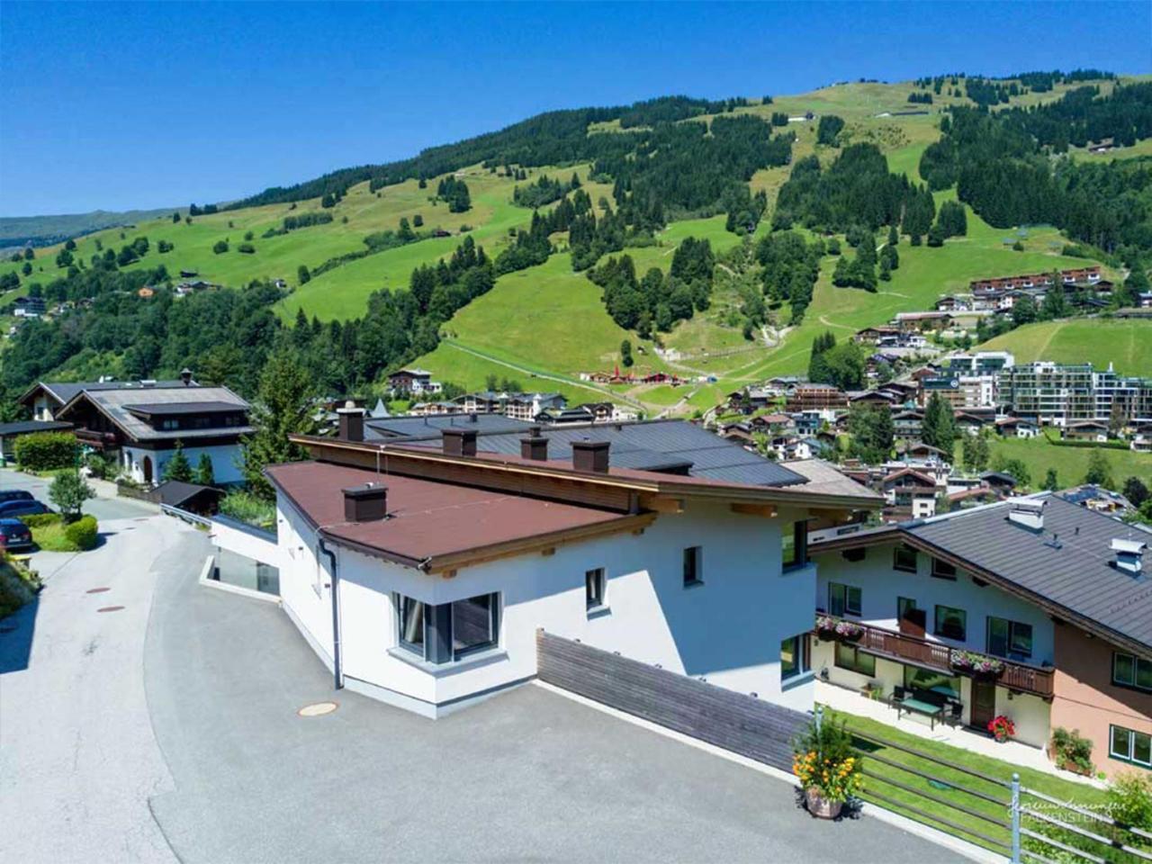 Ferienwohnungen Falkenstein Hinterglemm 잘바흐 힌터글렘 객실 사진